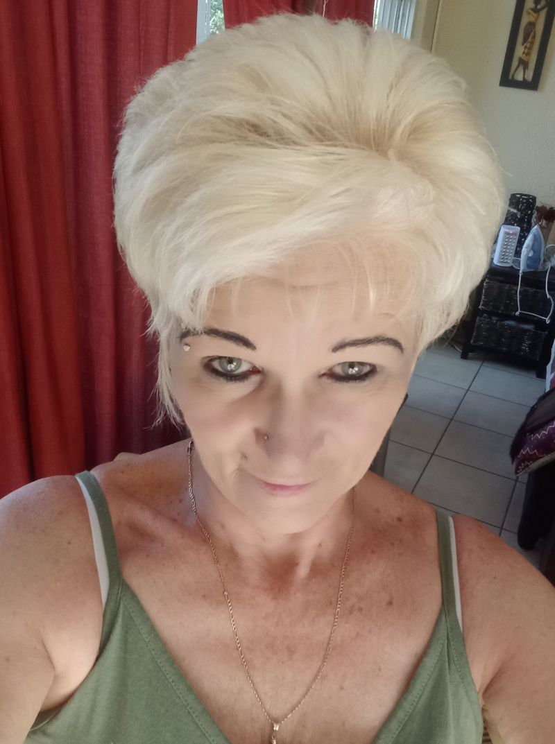 Louisa_210