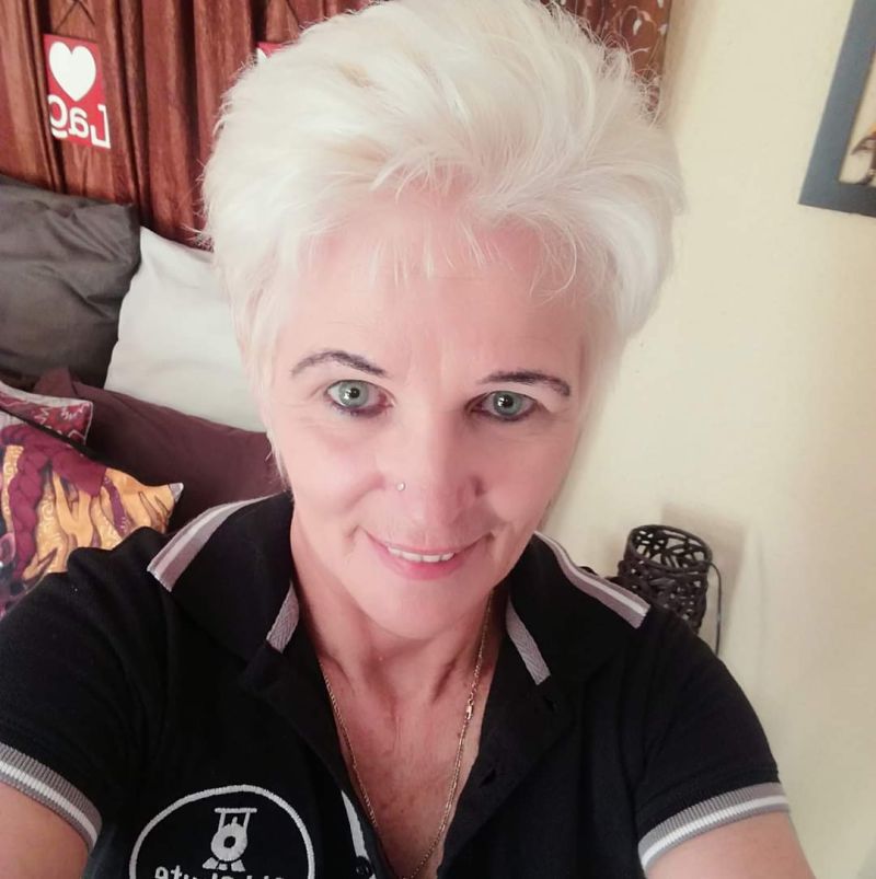 Louisa_210